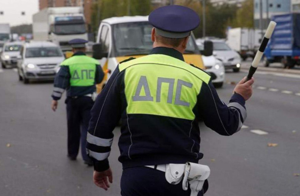 Новые штрафы и правила для водителей в 2025 году: за какие нарушения стали наказывать жестче